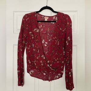 Target Mossimo Women’s Surplice Maroon Floral Top